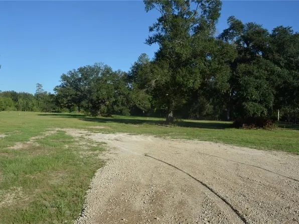 27476 Patterson Rd, Springfield, LA 70462