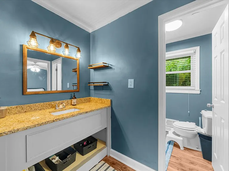 852 Benson Hurst Dr SW — Photo 24