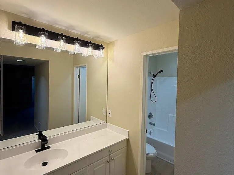 15766 Midwood Dr #4 — Photo 29