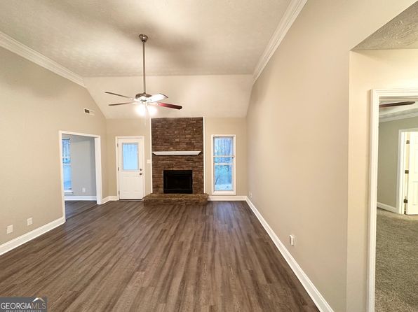 596 Carlton Rd, Palmetto, GA 30268