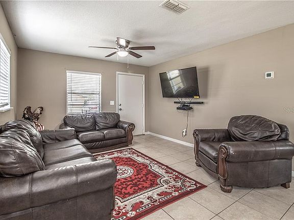 3rd image of 815 W Ball St