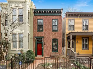 17 7th St NE, Washington, DC 20002