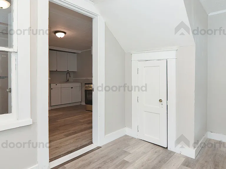 11 Pleasant St #3 — Photo 16