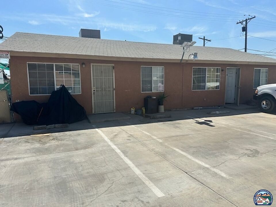 1st image of 211 W Brighton Ave