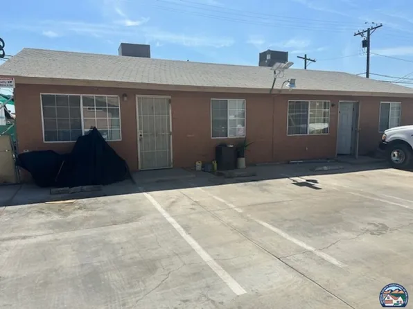 211 W Brighton Ave, El Centro, CA 92243