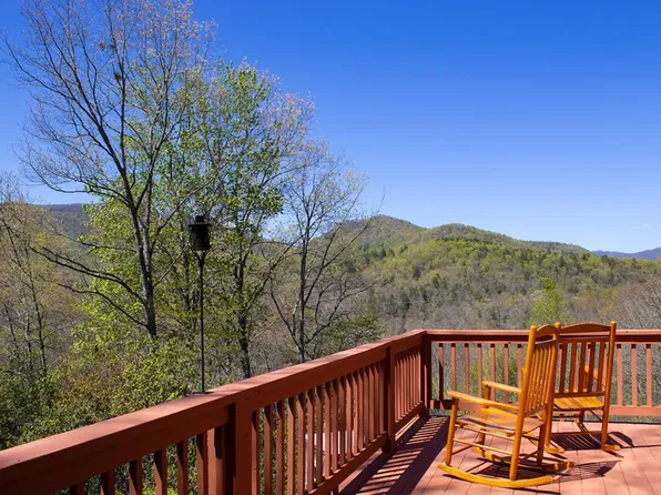 297 Ivy Ridge Cir, Sylva, NC 28779