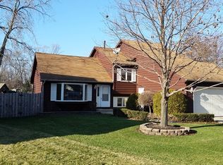 1140 Ten Pin Ln, BEACH PARK, IL 60087