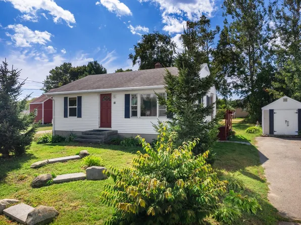 36 Stevenson Road, Kittery, ME 03904