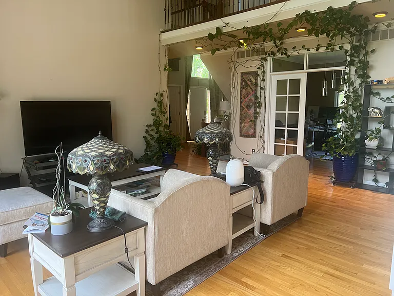 Summer Pl — Photo 30