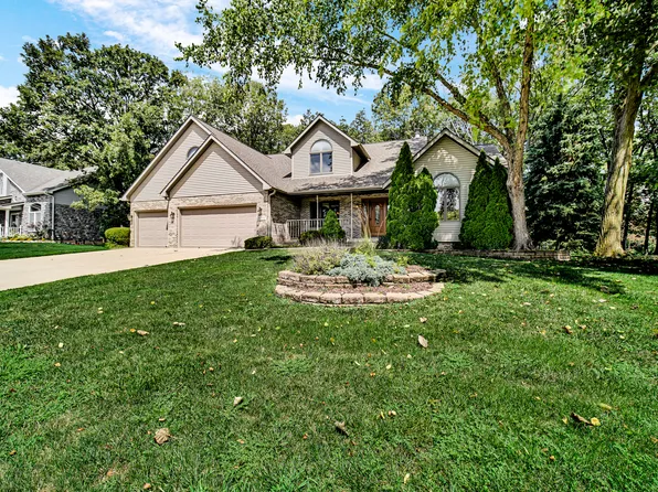 12514 W 101st Ave, Saint John, IN 46373