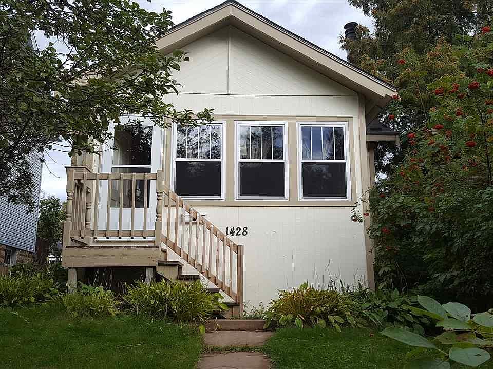1st image of 1428 N 9th Ave E