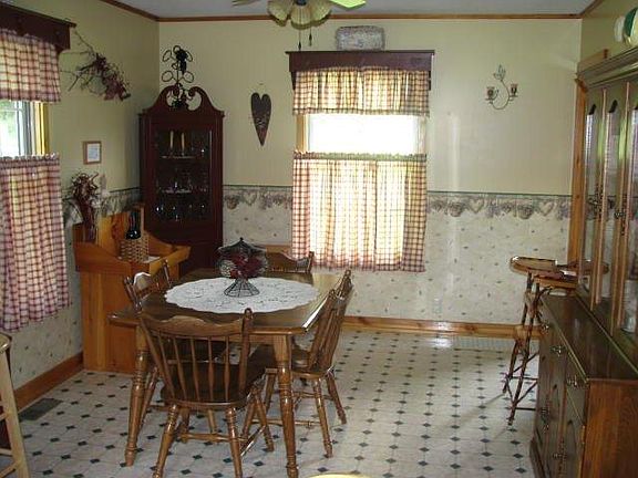 5th image of 10131 Krider Rd