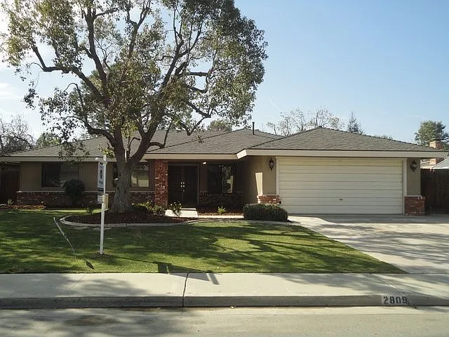 2809 Bralorne Ct photo 1
