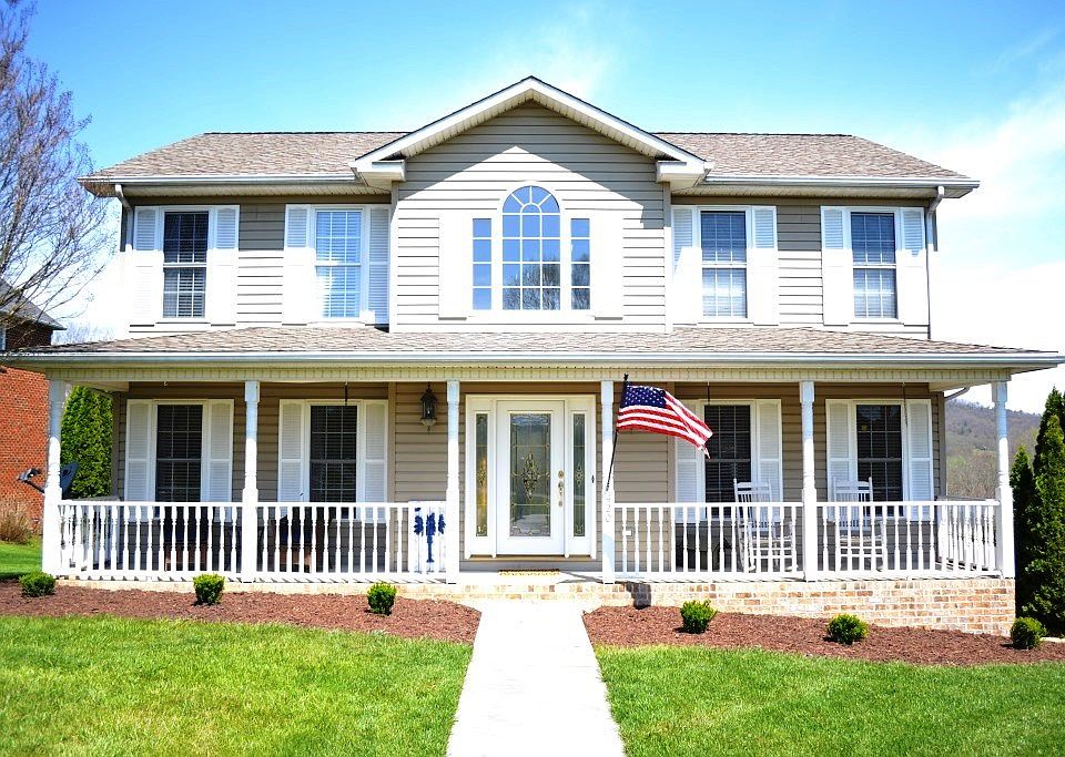 1st image of 420 Wytheview Dr