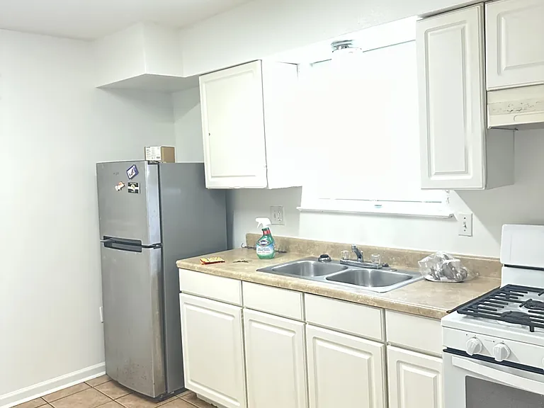 8513 Dinkins St — Photo 7