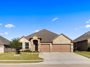 916 Nellie Dr, Mansfield, TX 76063