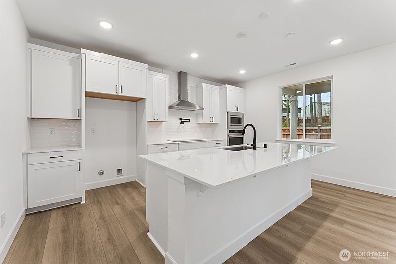3rd image of 14554 203rd Avenue E #840