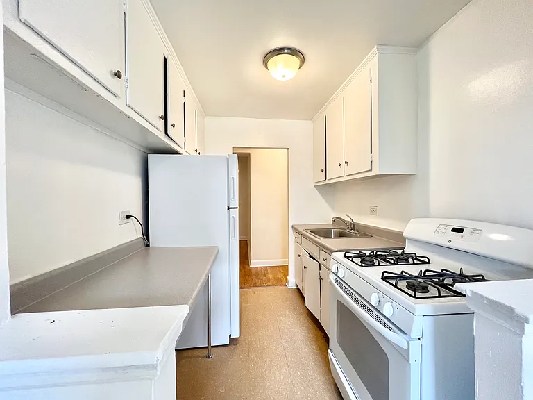 2813 Coyle St #407 — Photo 6
