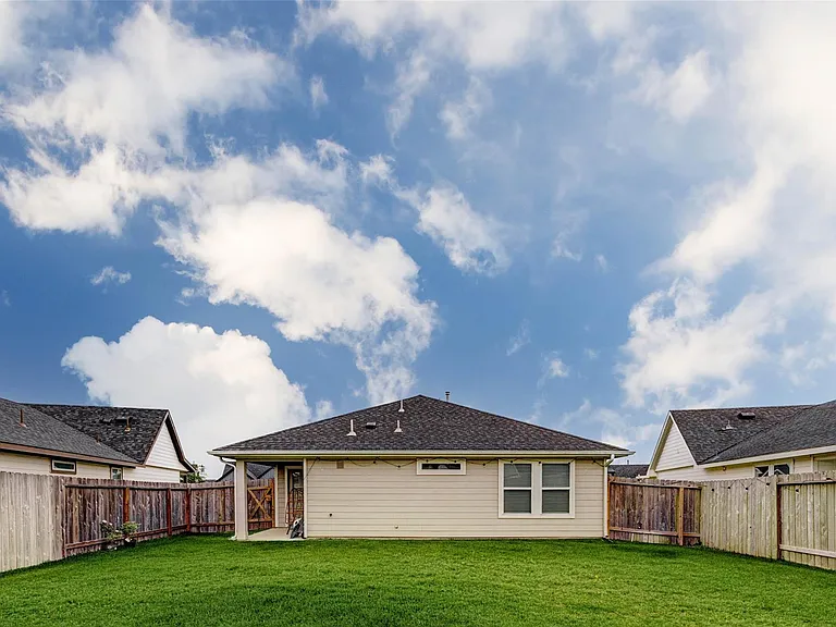 3910 Beltingham Bend Way — Photo 28