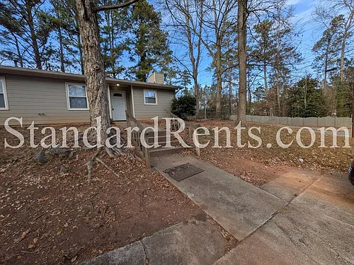 463 Booth Cir SW Photo 1