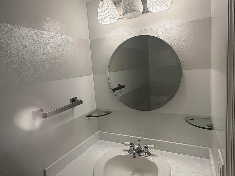 105 4th Ave NE #206 — Photo 10