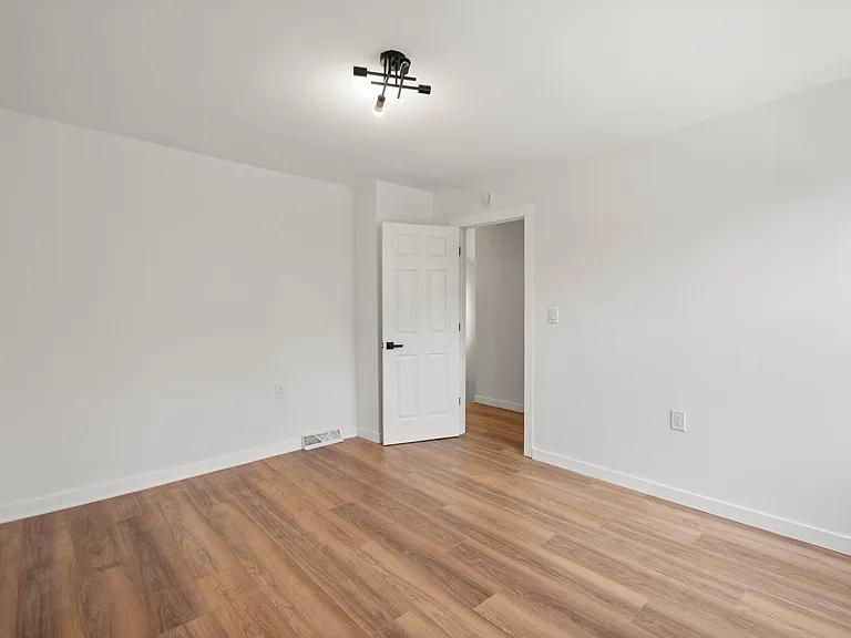 147 Clairmont Ave — Photo 12
