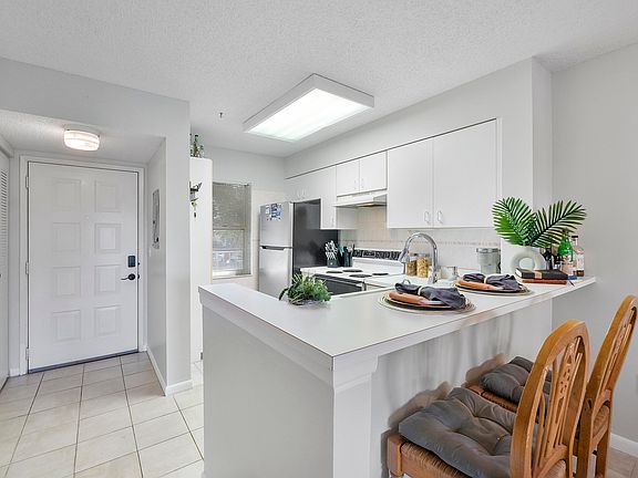 4th image of 2236 N Cypress Bend Drive #311