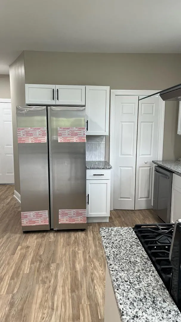1152 Clairmount St - 1154 Clairmount — Photo 2