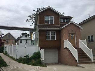 67 Riverside Ln FL 2, Staten Island, NY 10302