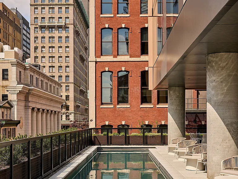 Pool w/ Built In Bench Seating
