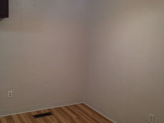 3rd image of 2525 Lakeview Ave APT 1