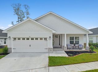 585 Riverwalk Cir, Freeport, FL 32439