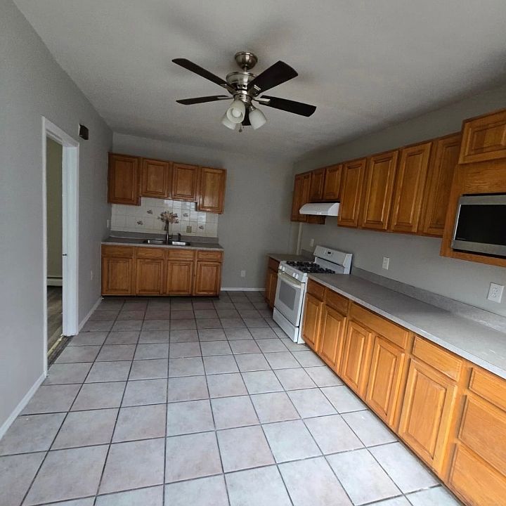 1st image of 232 Rankin St #2L