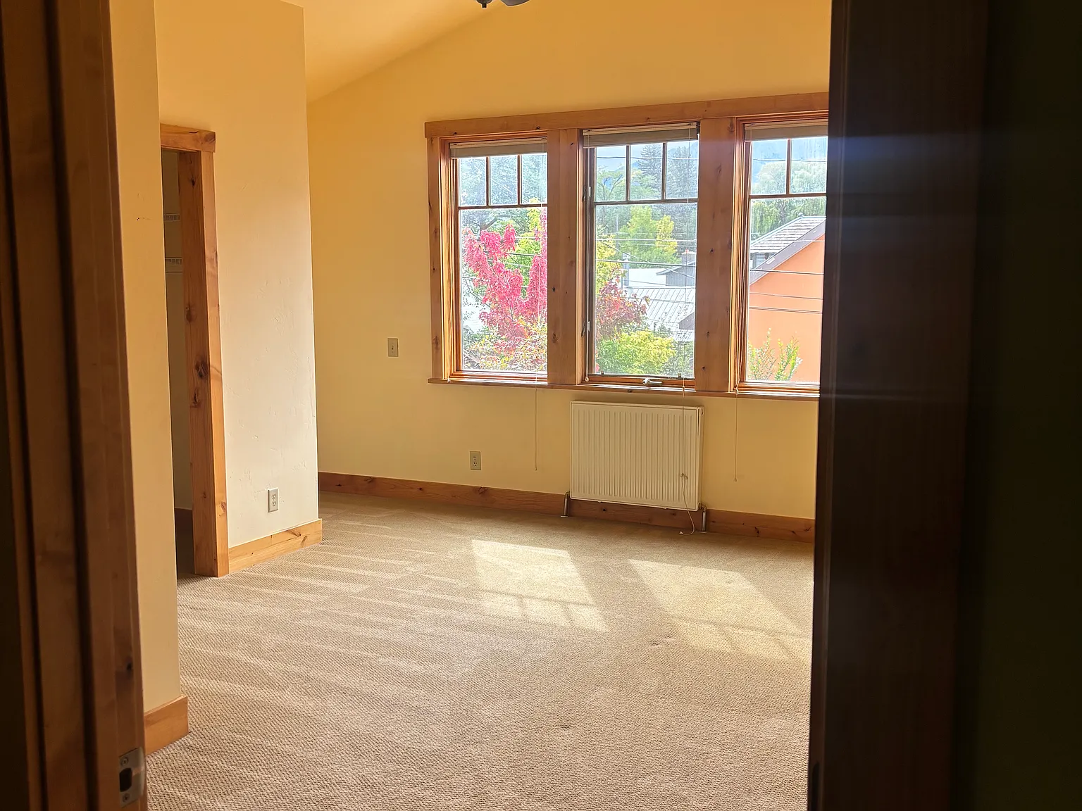 3 bed, 2.5 bath, 1770 sqft, $5,000 — Photo 4