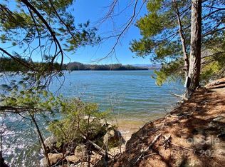 117 Crest View Dr #117, Nebo, NC 28761