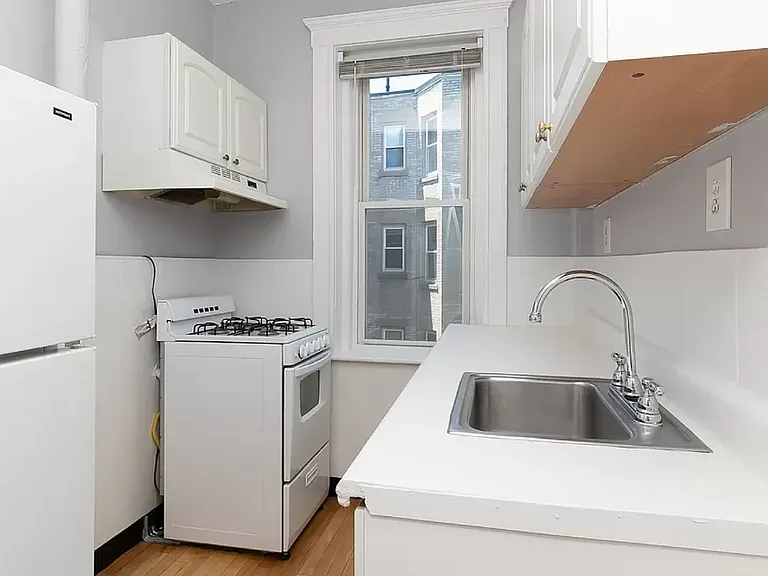 131 Park Dr #33B — Photo 7