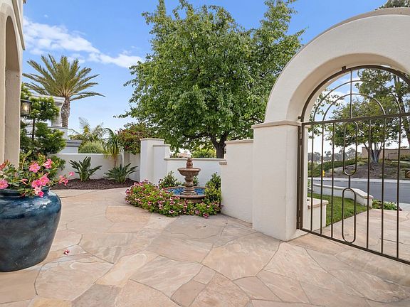 5th image of 7180 Aviara Dr