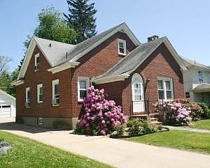 Exterior - 29 Emerson Ave