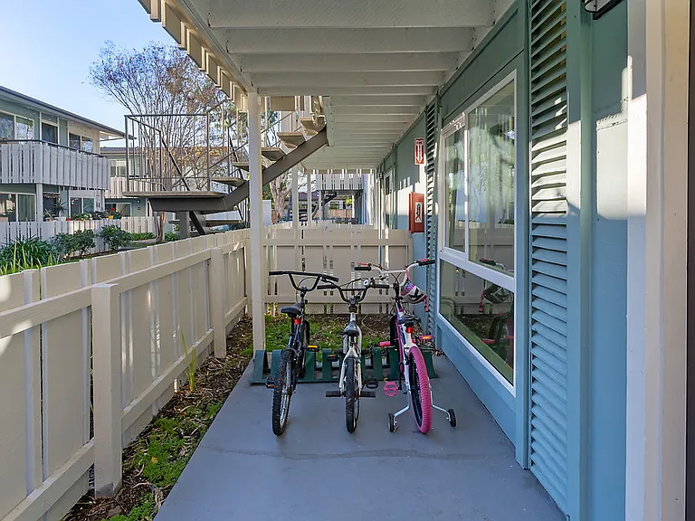 Sage at Cupertino — Photo 22