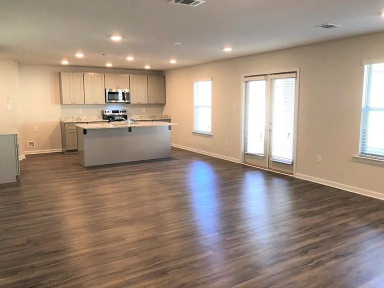 9050 Bellewood Pl — Photo 4