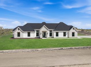 17244 Triple Crown Pl, Caldwell, ID 83607