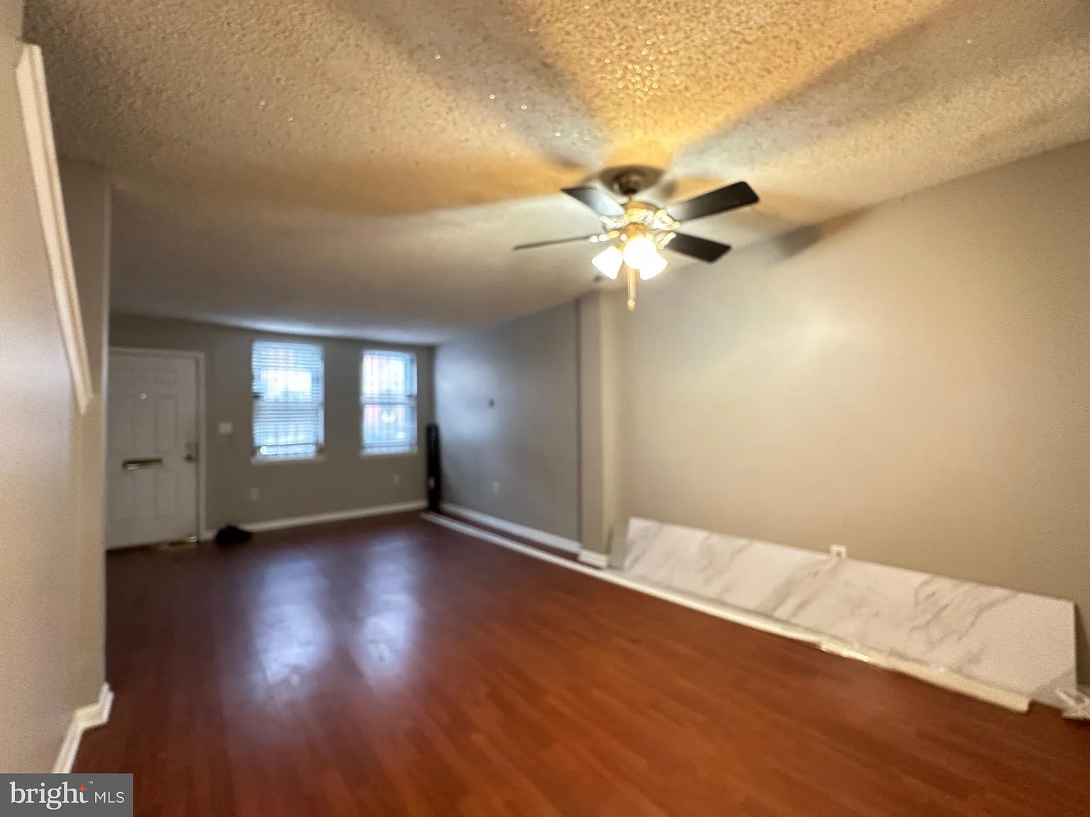 4 bed, 1647 sqft, $2,195 — Photo 4