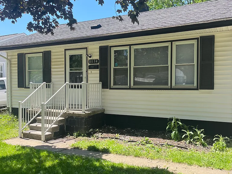 8034 Elm St — Photo 1