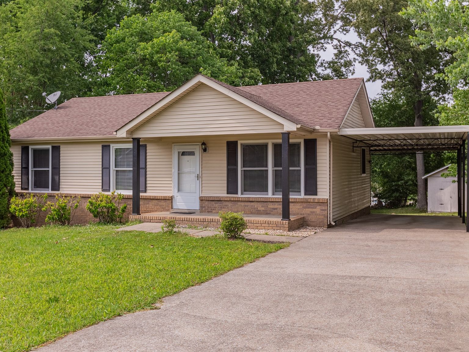 217 Bob White Dr, Clarksville, TN 37042 Zillow