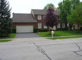 340 Village Ridge Dr, Powell, OH 43065