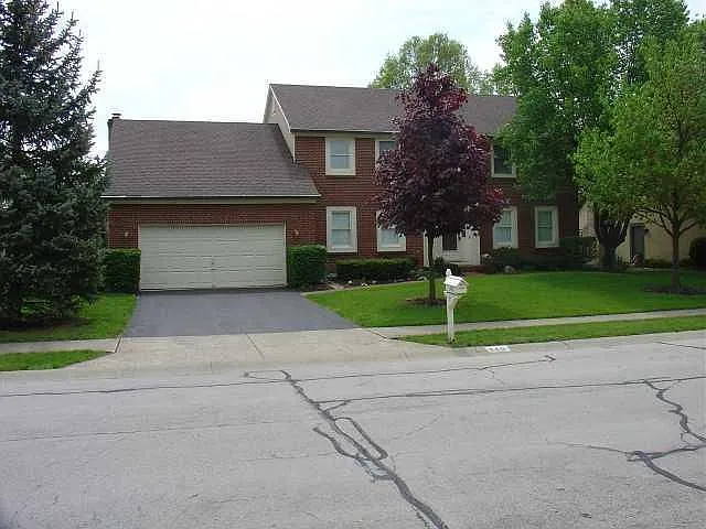 340 Village Ridge Dr photo 1