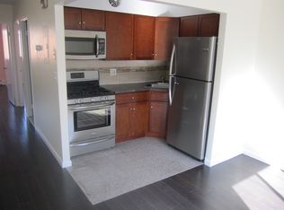 1307 34th Ave #2, Astoria, NY 11106