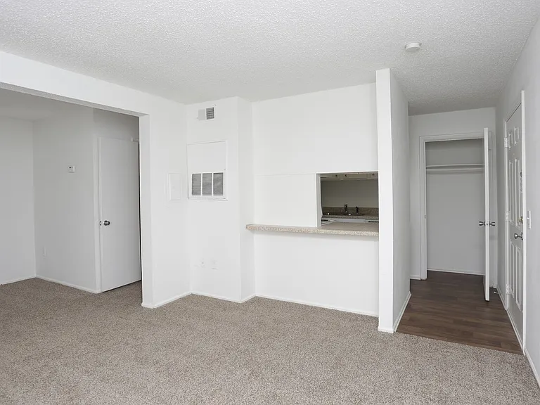 Andover Park Apartments — Photo 30