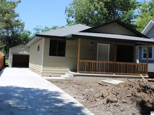 1365 Chautauqua Ave, Lincoln, NE 68510