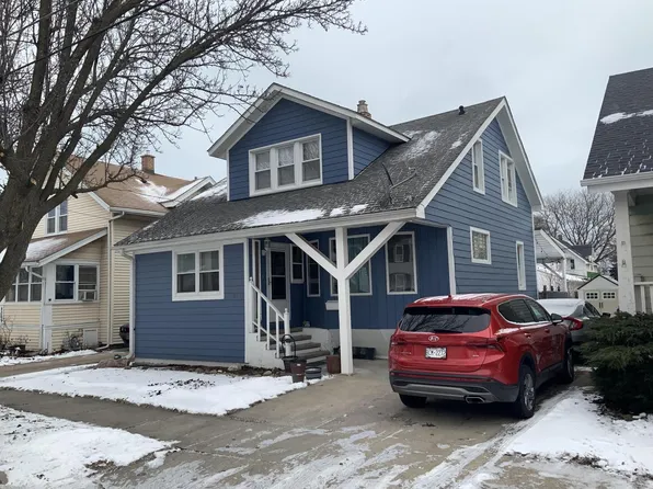 4013 11th AVENUE, Kenosha, WI 53140